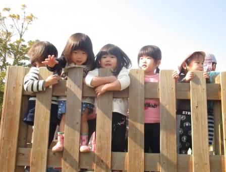 仲良しの子どもたち